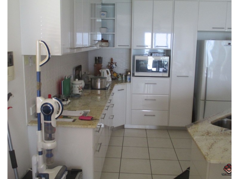 241 Charlton Esplanade, Pialba QLD 4655