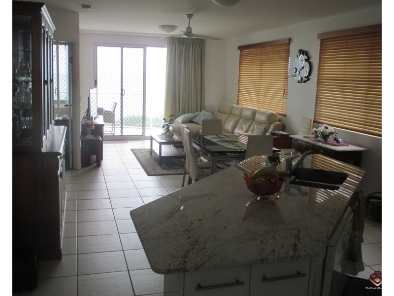 241 Charlton Esplanade, Pialba QLD 4655