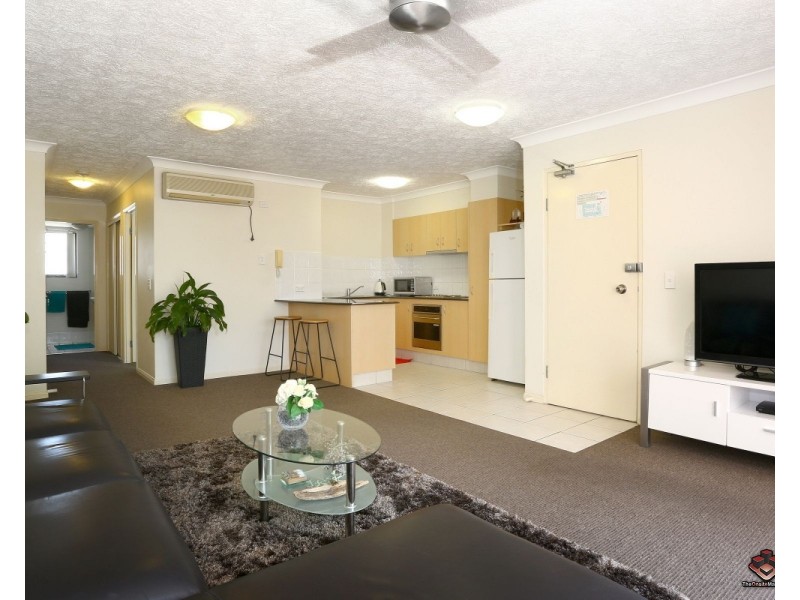 38 Labrador Street, Labrador QLD 4215