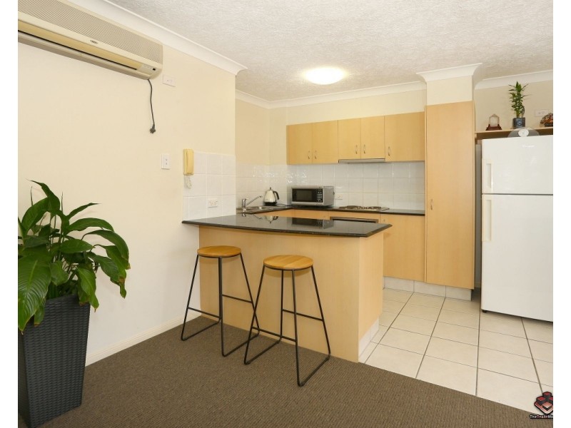 38 Labrador Street, Labrador QLD 4215