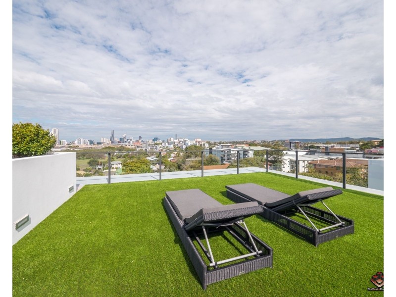 52 Grantson Street, Windsor QLD 4030