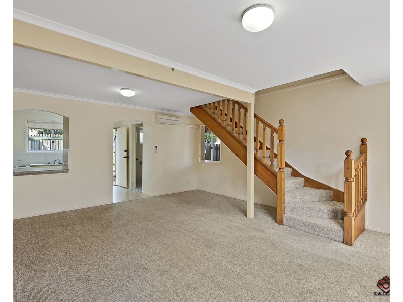 15 Magellan Road, Springwood QLD 4127