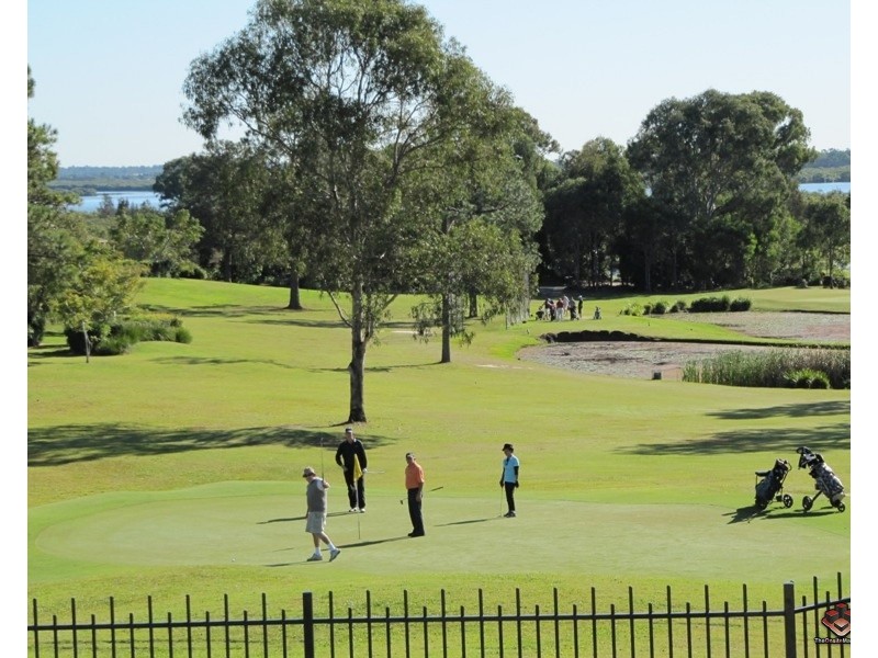 433 Brisbane Road, Coombabah QLD 4216