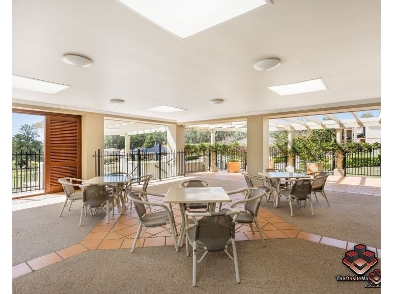 433 Brisbane Road, Coombabah QLD 4216