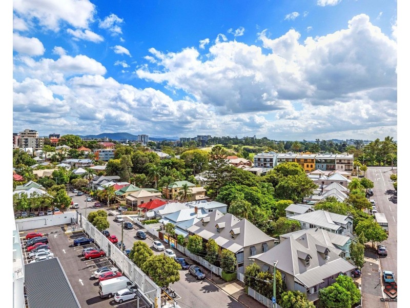 8 Dickens Street, Spring Hill QLD 4000