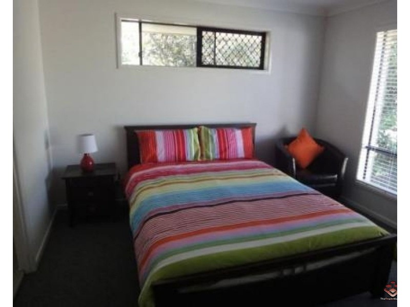 16 Cricket Street, Coopers Plains QLD 4108