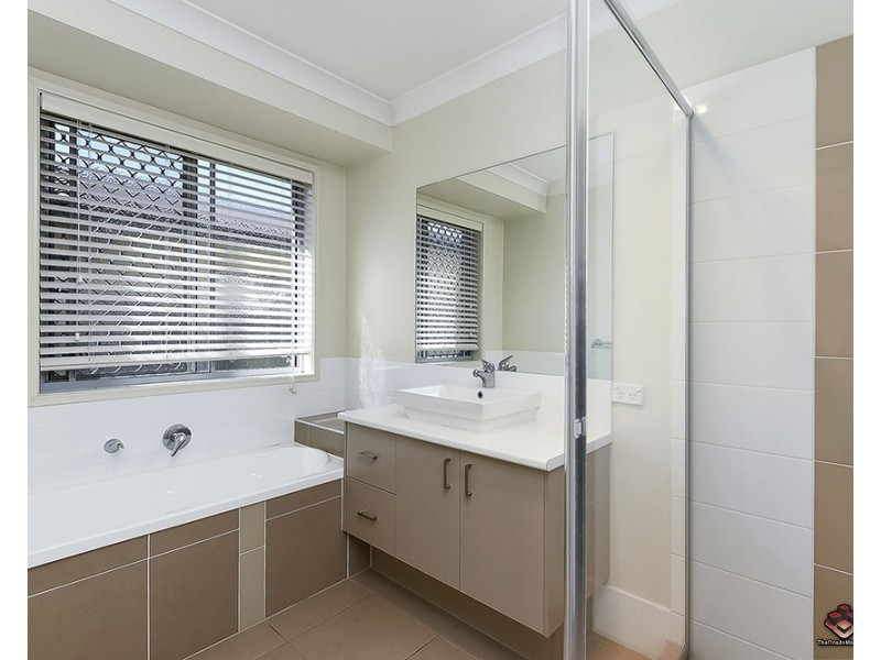 99/19 Santa Barbara Road, Hope Island QLD 4212