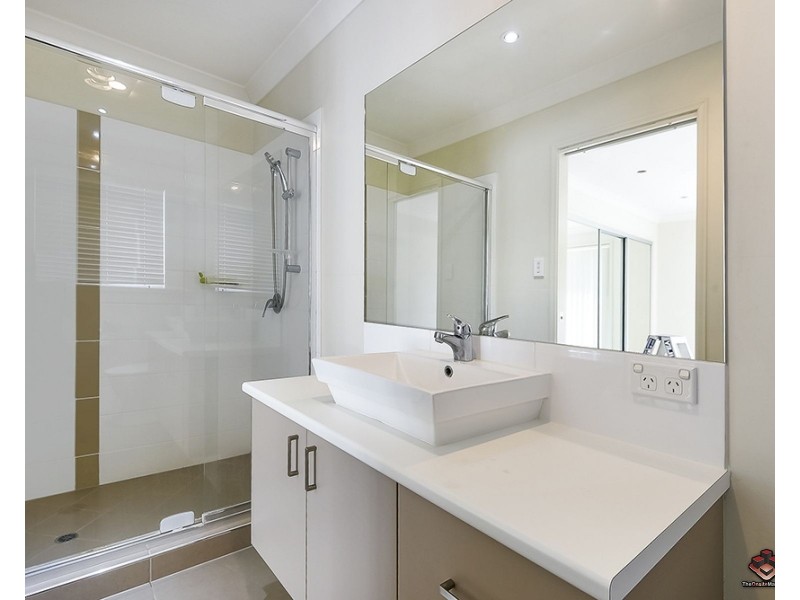 99/19 Santa Barbara Road, Hope Island QLD 4212