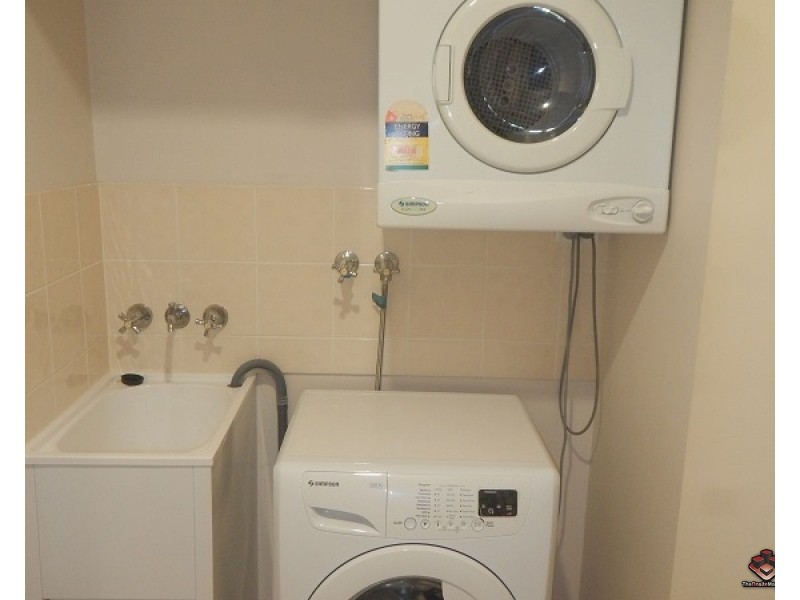 29-33 Springfield Crescent, Manoora QLD 4870