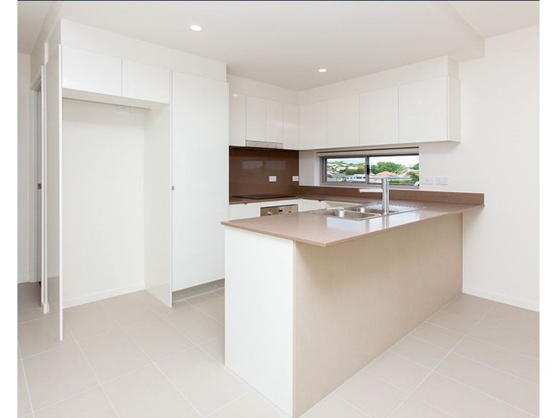 8/1049 Wynnum Road, Cannon Hill QLD 4170