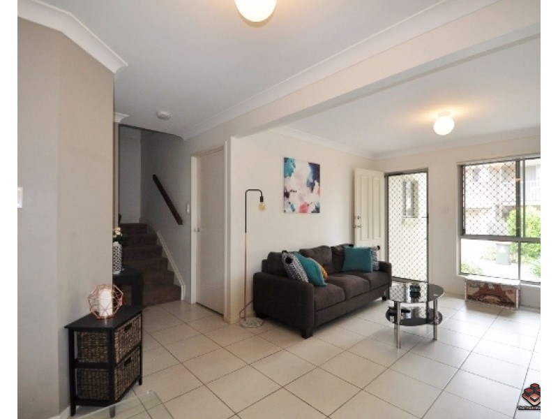 130 Jutland Street, Oxley QLD 4075