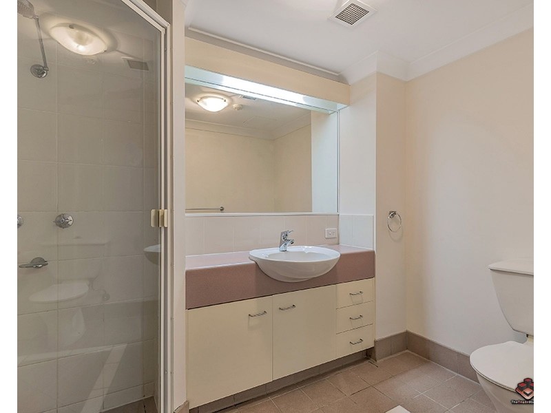 35 Ferry Street, Kangaroo Point QLD 4169