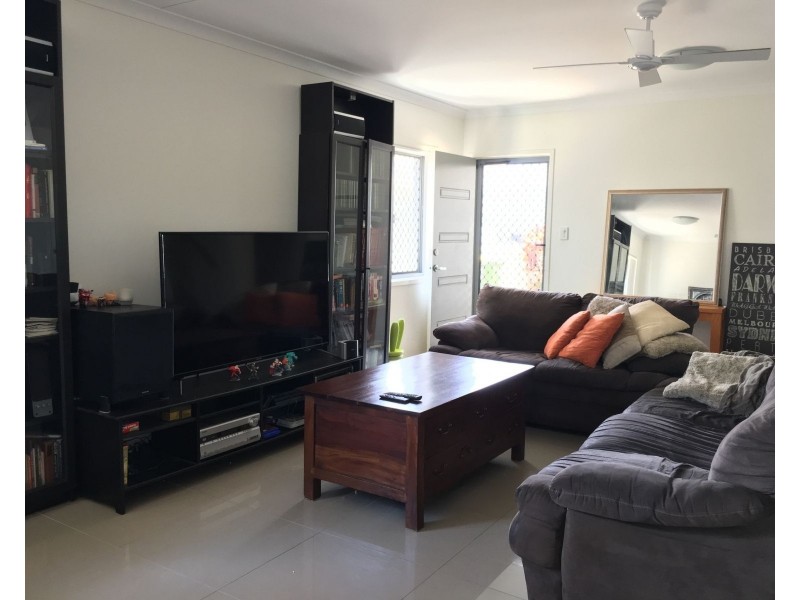 2 Photinia Crescent, Mountain Creek QLD 4557