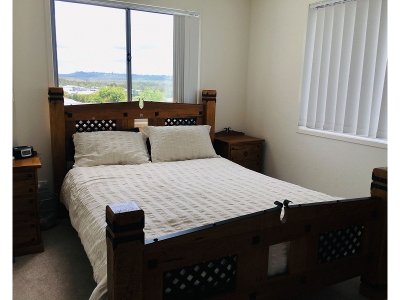 2 Photinia Crescent, Mountain Creek QLD 4557