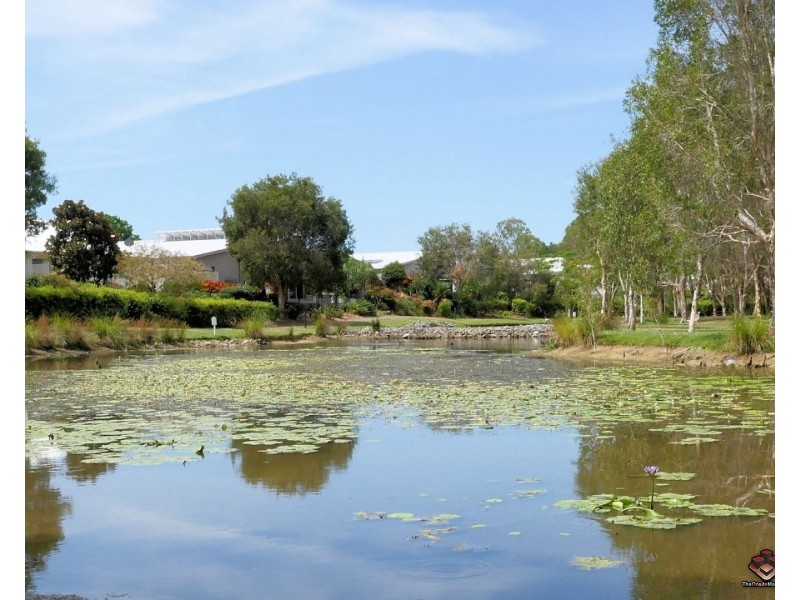 1 Halcyon Way, Hope Island QLD 4212