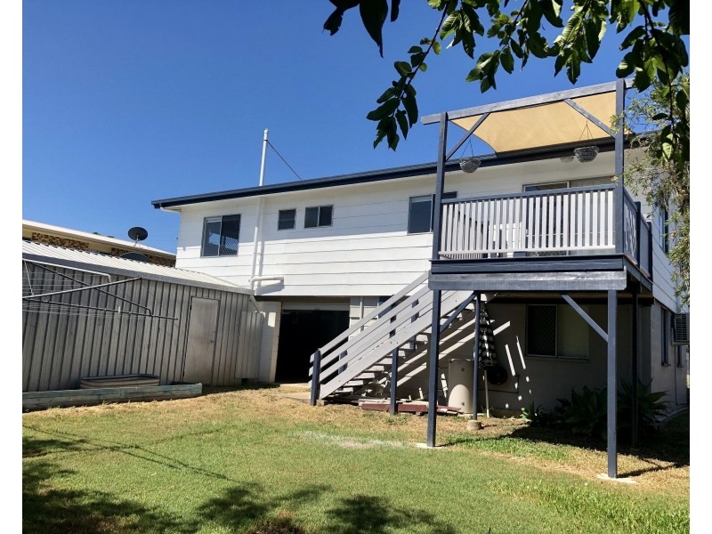 20 Saunders Street, Point Vernon QLD 4655
