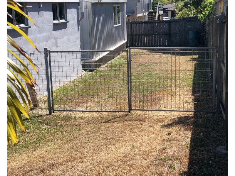20 Saunders Street, Point Vernon QLD 4655