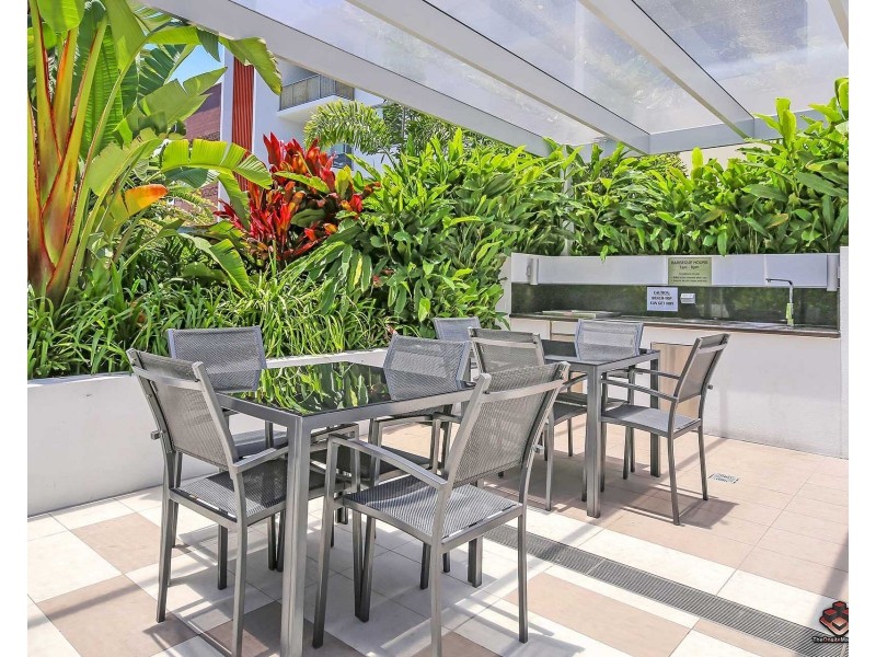 ID:3897103/2105  1-7 Waterford Court, Bundall QLD 4217