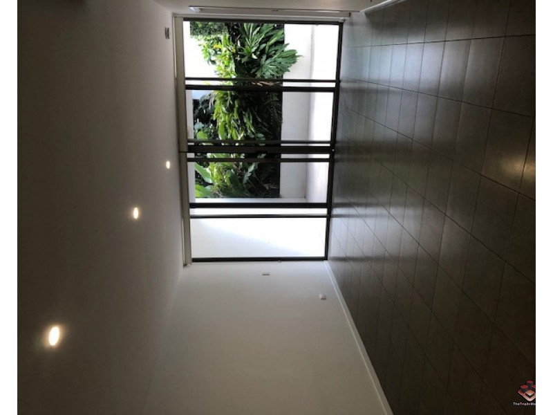 ID:3897103/2105  1-7 Waterford Court, Bundall QLD 4217