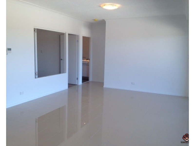 ID:3897307/43 Harbour Town Drive, Biggera Waters QLD 4216