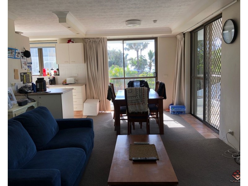 ID:3899528/4 Britannia Avenue, Broadbeach QLD 4218