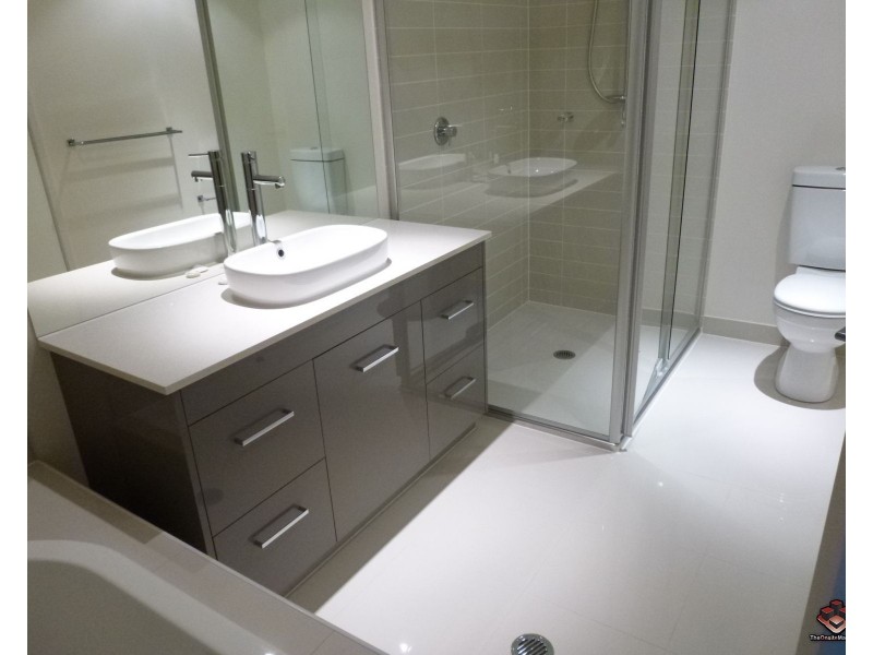 ID:3904988/2 Bourton Road, Merrimac QLD 4226