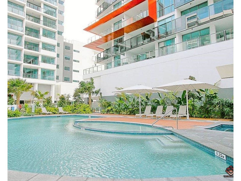 ID:3908626/25 East Quay Drive, Biggera Waters QLD 4216