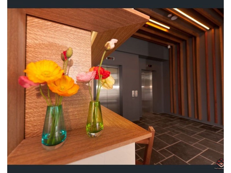 1 BED F.FURNISHED/27 Russell Street, South Brisbane QLD 4101