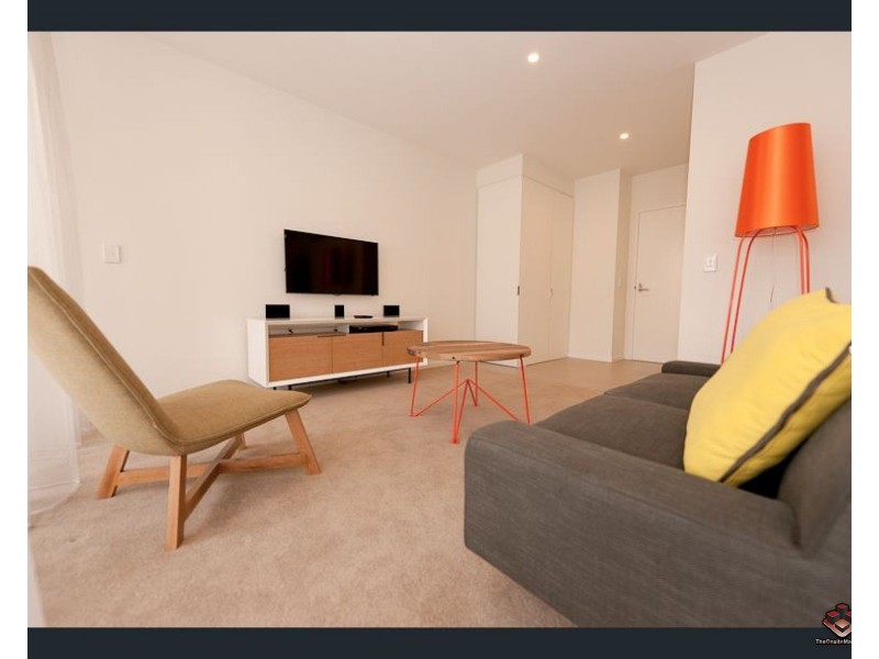 1 BED F.FURNISHED/27 Russell Street, South Brisbane QLD 4101
