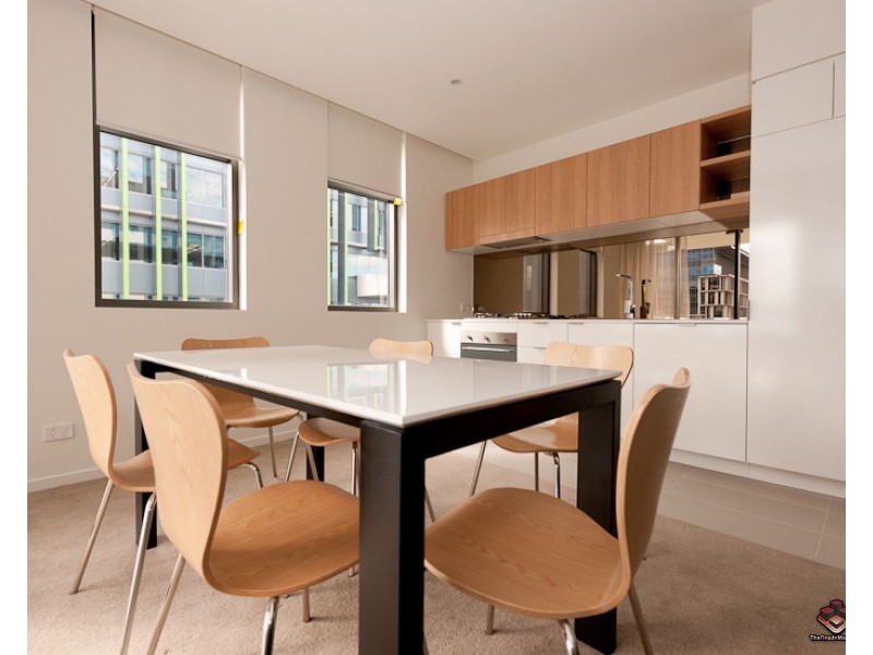 2 BED F.FURNISHED/27 Russell street, South Brisbane QLD 4101
