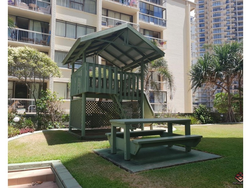 ID:3912525/8 Trickett Street, Surfers Paradise QLD 4217