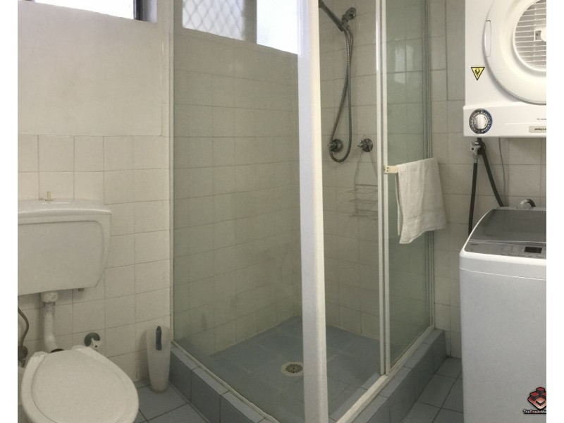 ID:3914043/2156 38 Enderley Avenue, Surfers Paradise QLD 4217