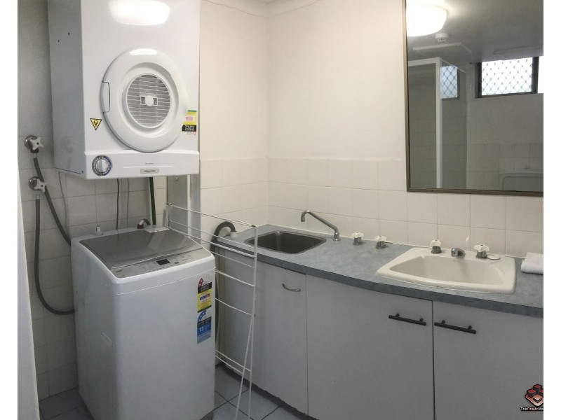 ID:3914043/2156 38 Enderley Avenue, Surfers Paradise QLD 4217