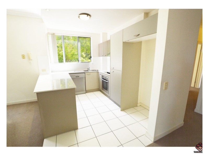 ID:3914832/19 Carina Peak Drive, Varsity Lakes QLD 4227