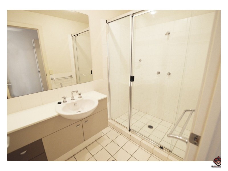 ID:3914832/19 Carina Peak Drive, Varsity Lakes QLD 4227