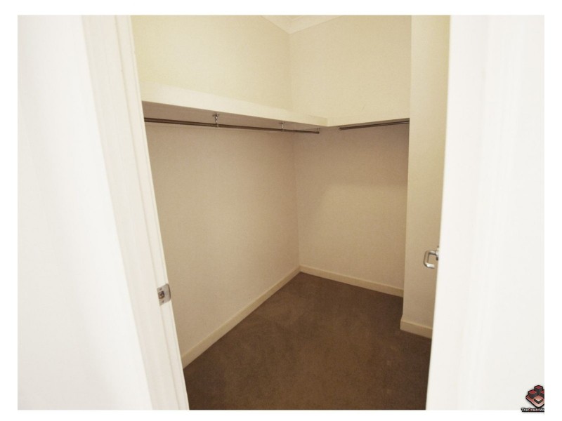 ID:3914832/19 Carina Peak Drive, Varsity Lakes QLD 4227