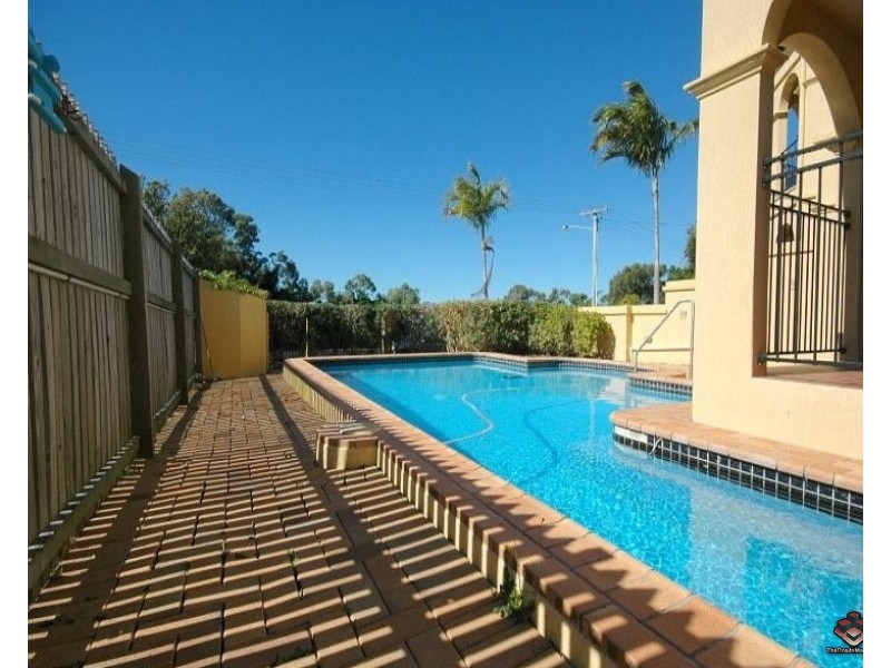 Point Vernon QLD 4655