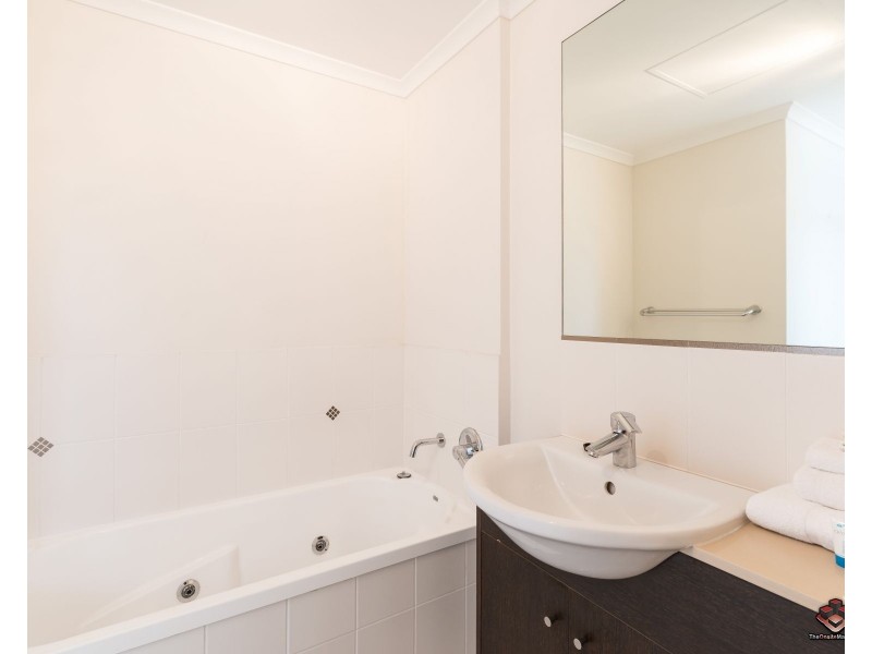 ID:3914862/79 Spence Street, Cairns City QLD 4870