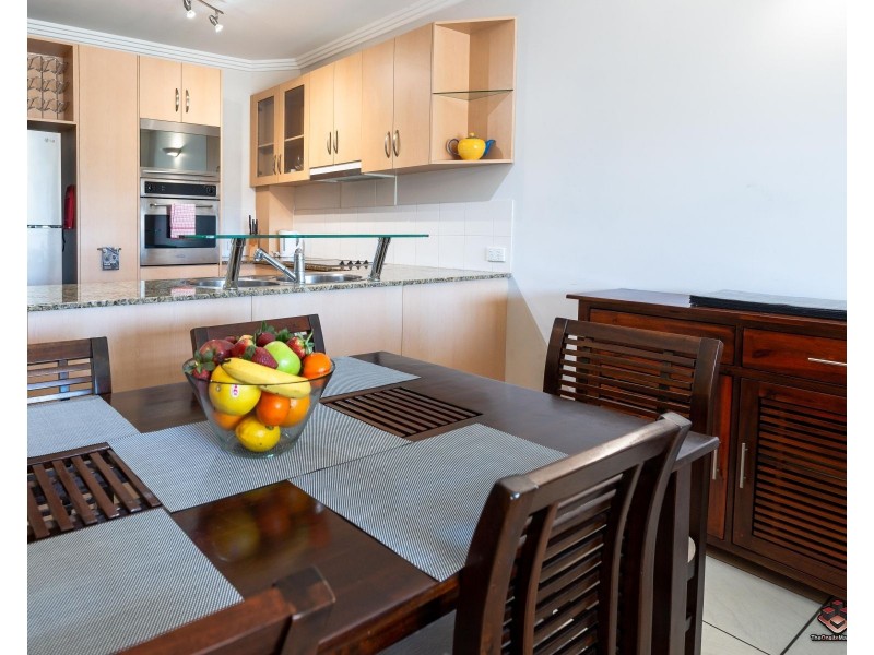 ID:3914910/77 Spence Street, Cairns City QLD 4870