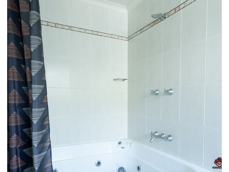 ID:3914912/75 Spence Street, Cairns City QLD 4870