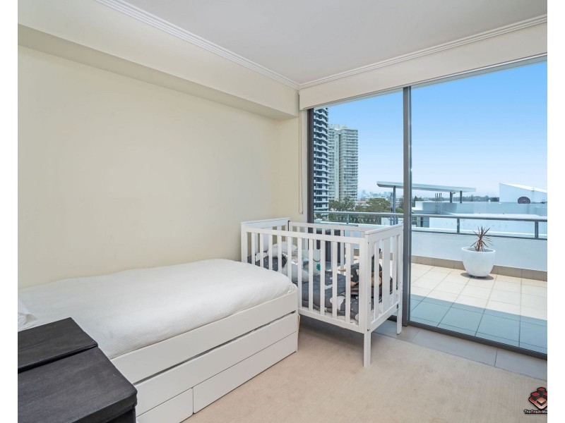 ID:3915160/28 Bayview Street, Runaway Bay QLD 4216