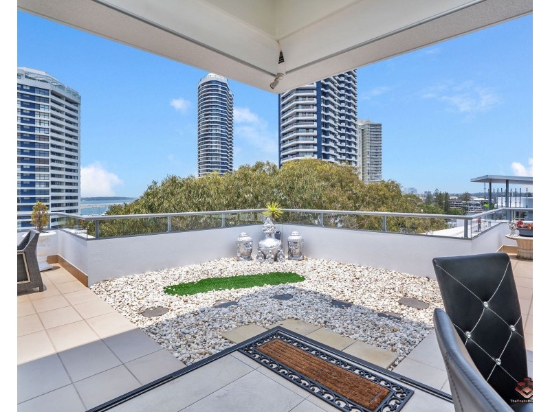 ID:3915160/28 Bayview Street, Runaway Bay QLD 4216