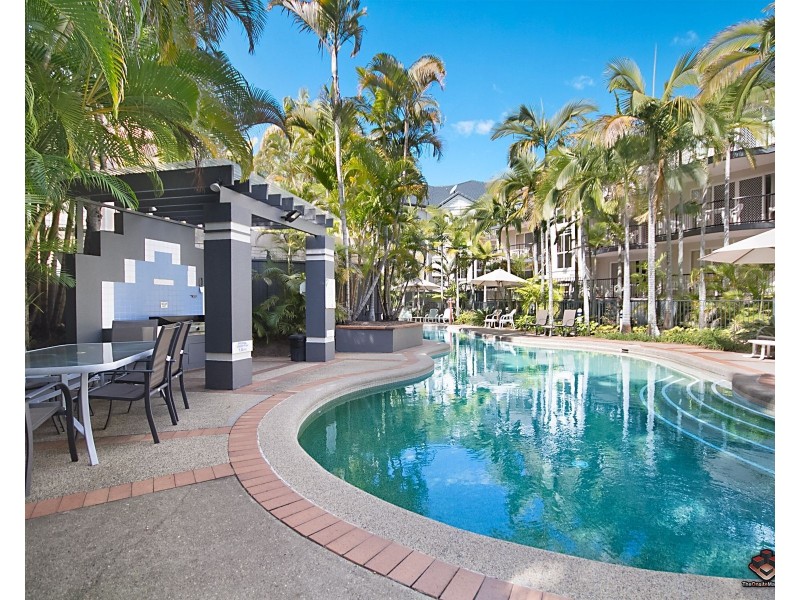 ID:3915169/220 Marine Parade, Labrador QLD 4215