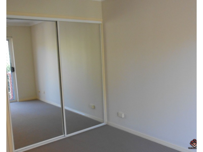 ID:3915182/5 Ocean Street, Coolangatta QLD 4225