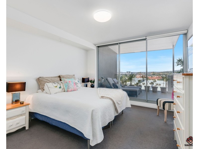 ID:3915265/42 Laver Drive, Robina QLD 4226