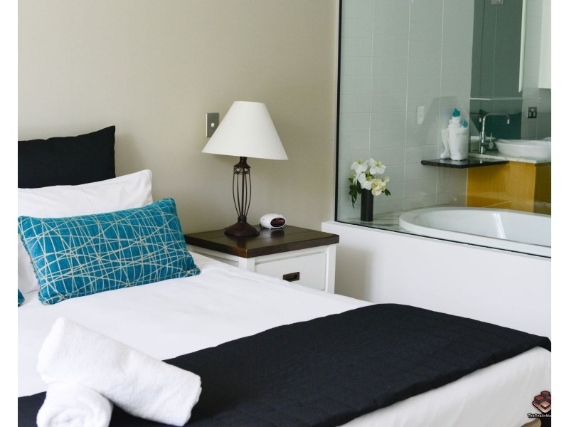 ID:3915313/19 Albert Avenue, Broadbeach QLD 4218