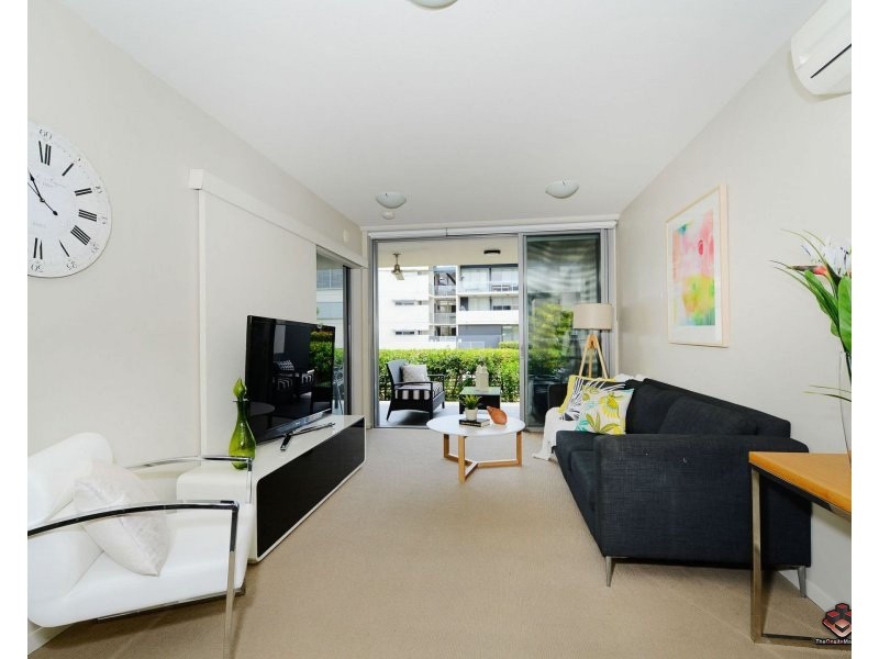 8/18 Riverbend Place, Bulimba QLD 4171