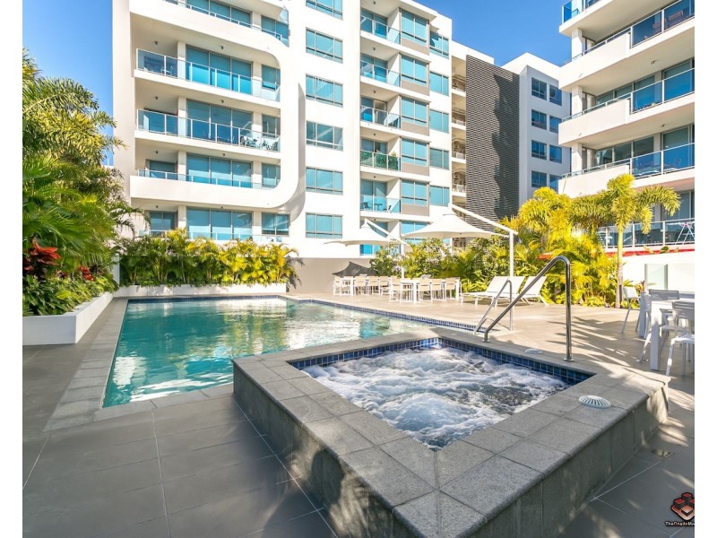 417/19 Imperial Parade, Labrador QLD 4215