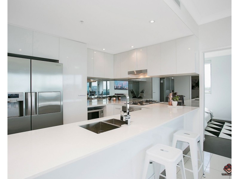 417/19 Imperial Parade, Labrador QLD 4215