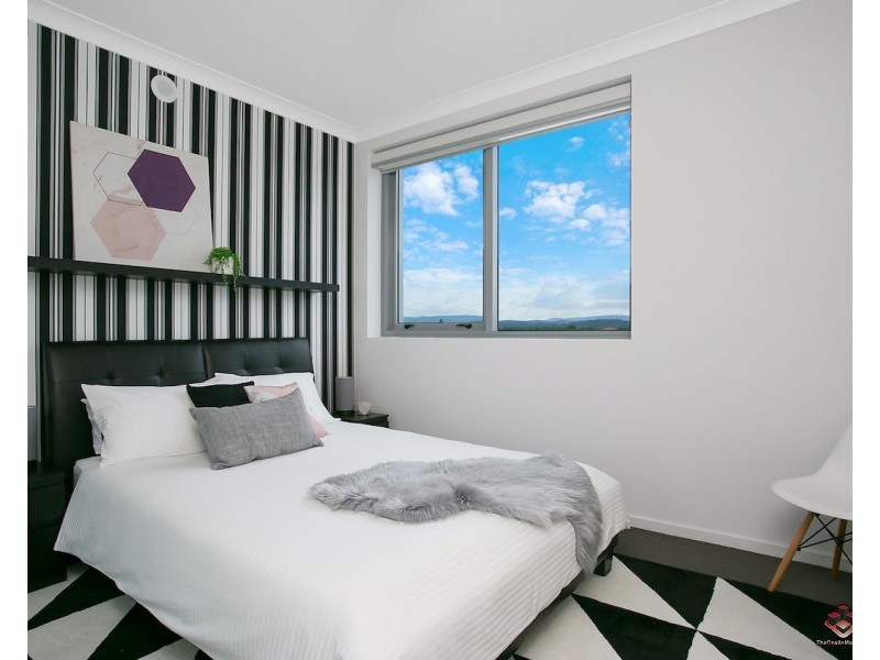 417/19 Imperial Parade, Labrador QLD 4215